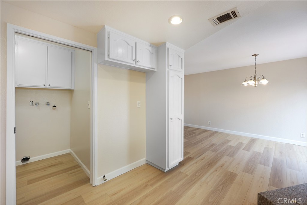 409 W Mountain View Avenue 3 Property Photo 14