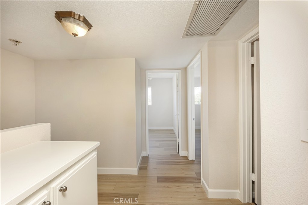 409 W Mountain View Avenue 3 Property Photo 16