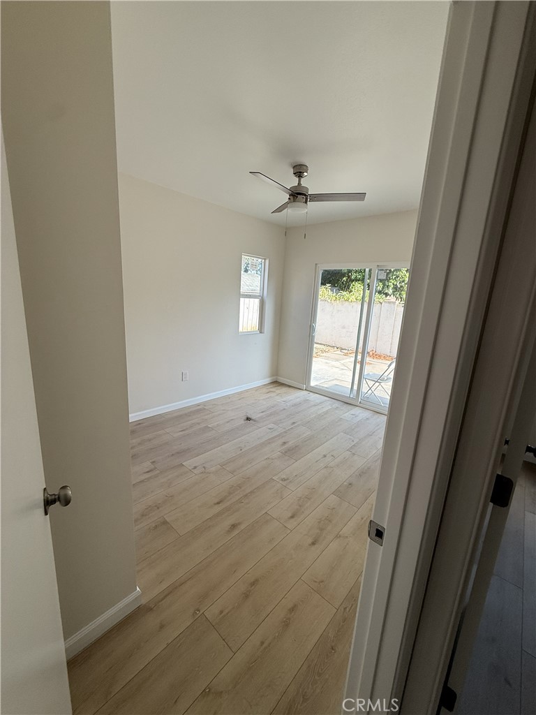 3637 Agnes A Property Photo 3