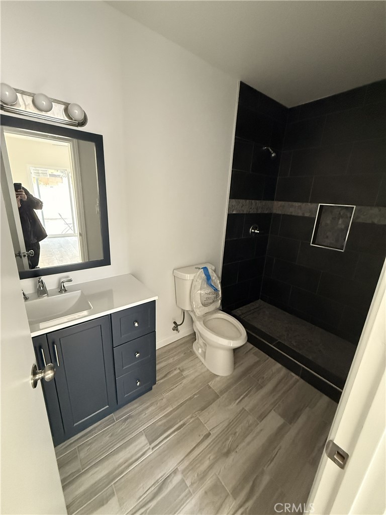 3637 Agnes A Property Photo 7