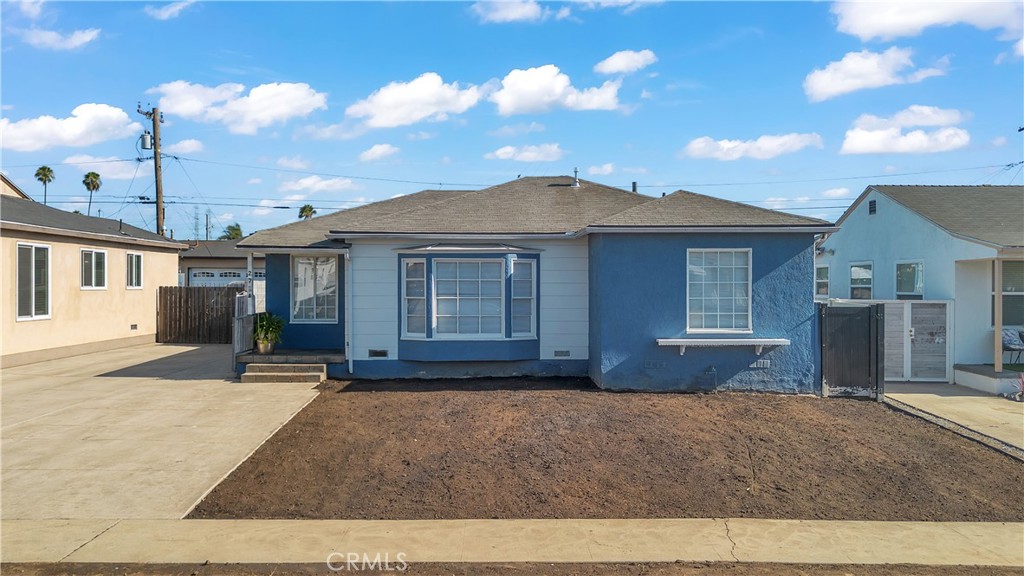 2714 W Tichenor Property Photo 2