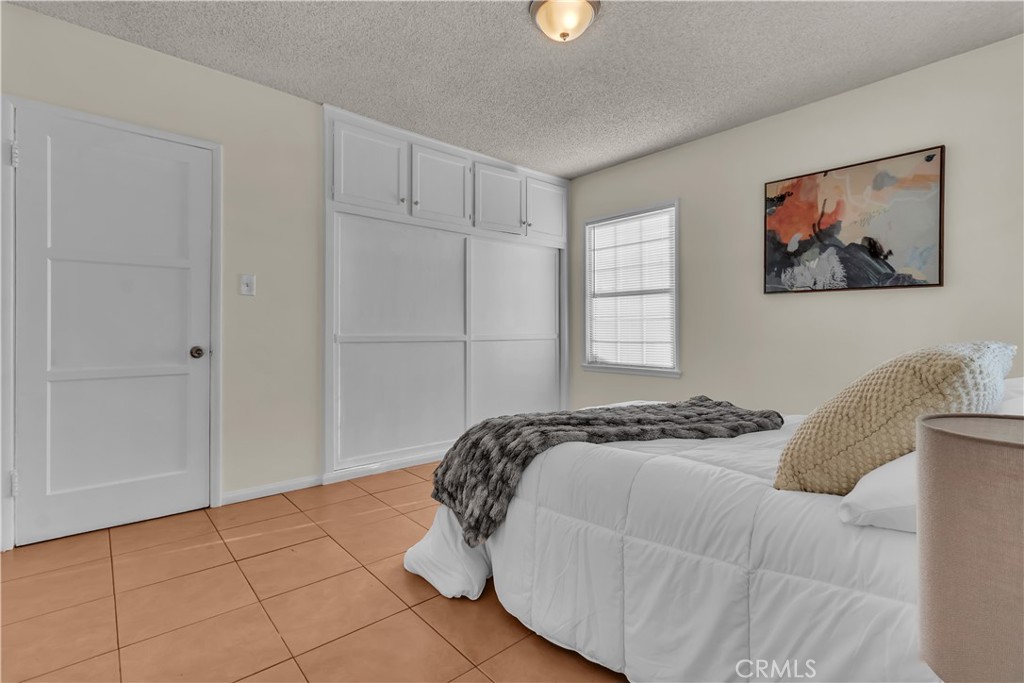 2714 W Tichenor Property Photo 22