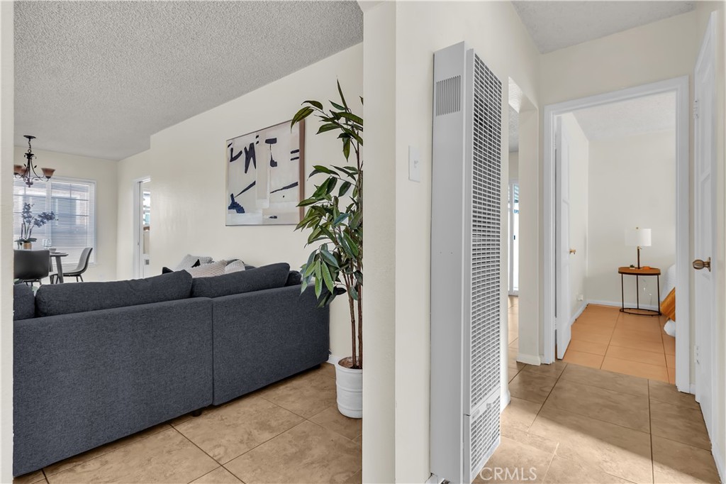 2714 W Tichenor Property Photo 24