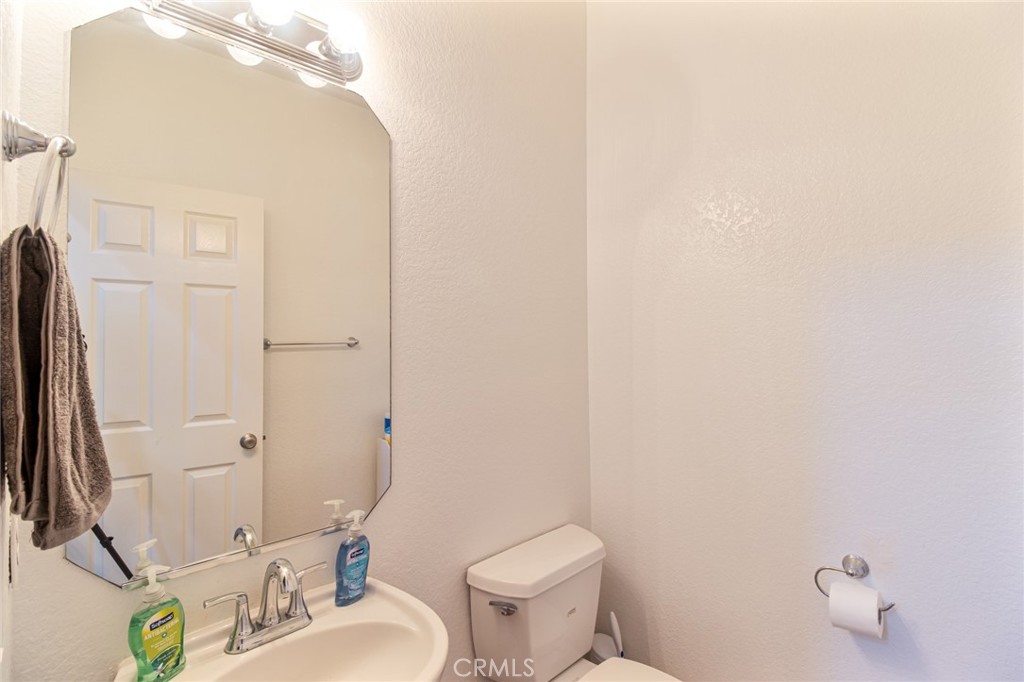 4560 Montecito Drive Property Photo 11