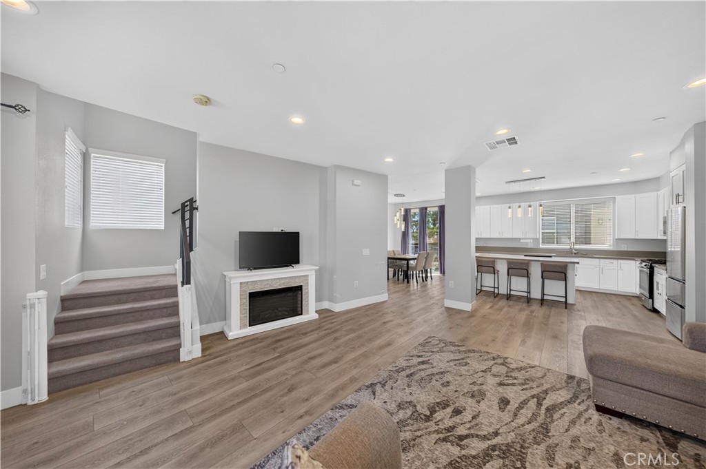 7960 Telegraph Property Photo 2