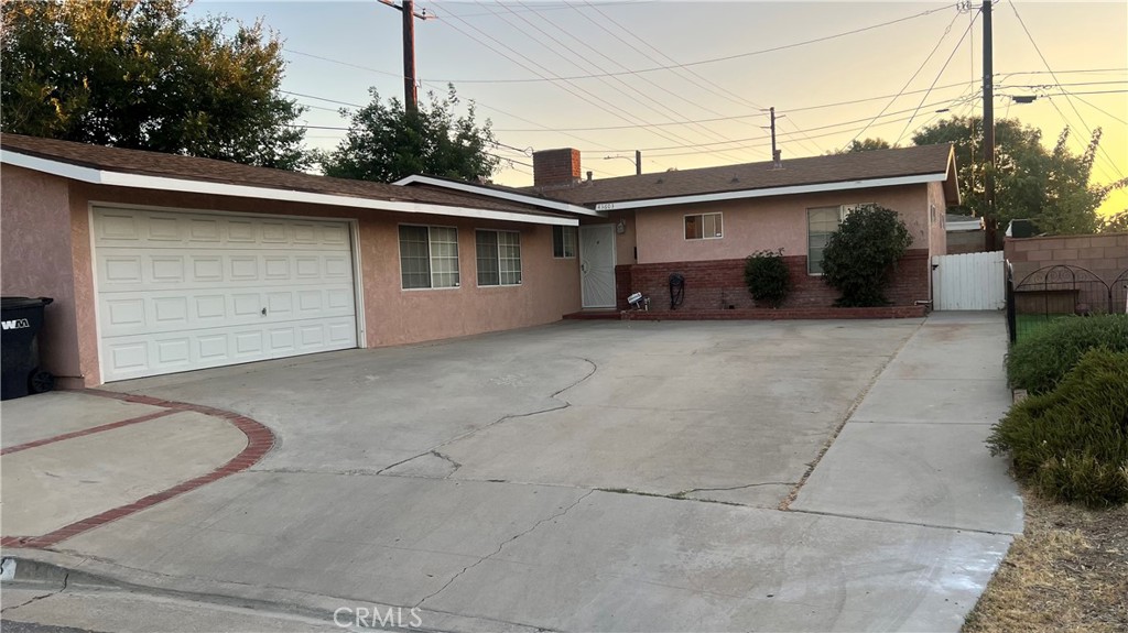 43603 Gingham Avenue Property Photo 1