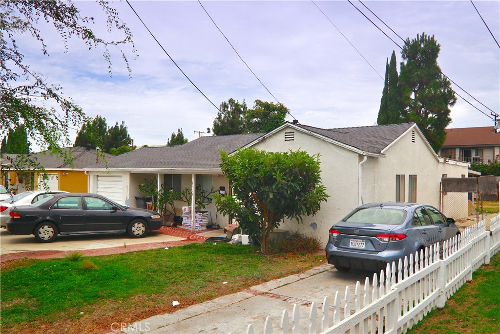 2505 Huckleberry Road Property Photo 1