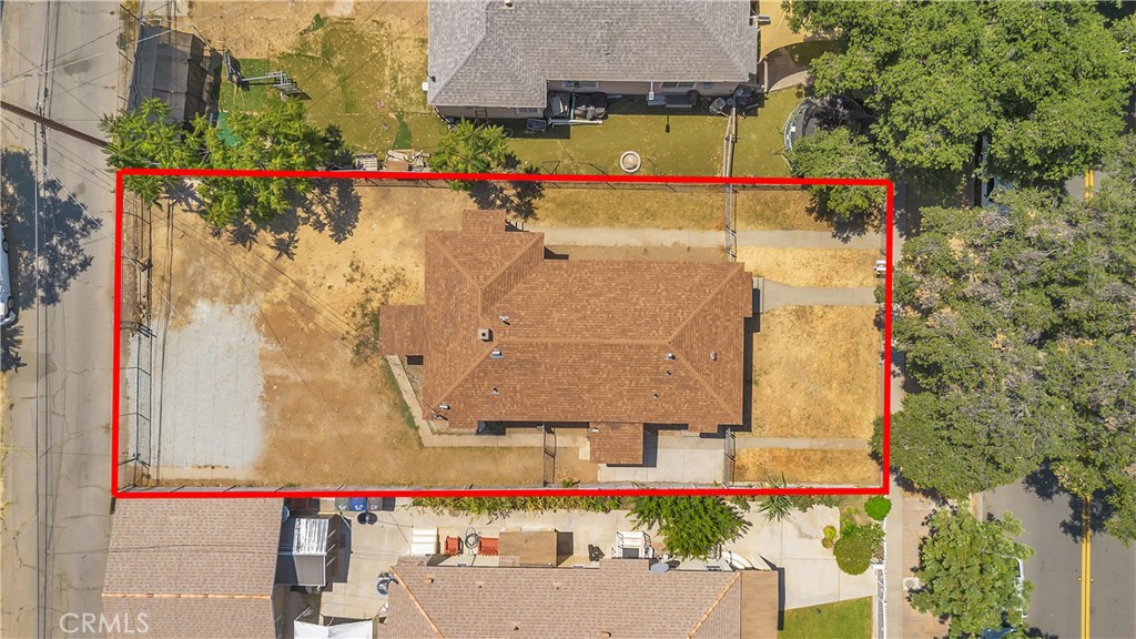 4156 Dwight Property Photo 17