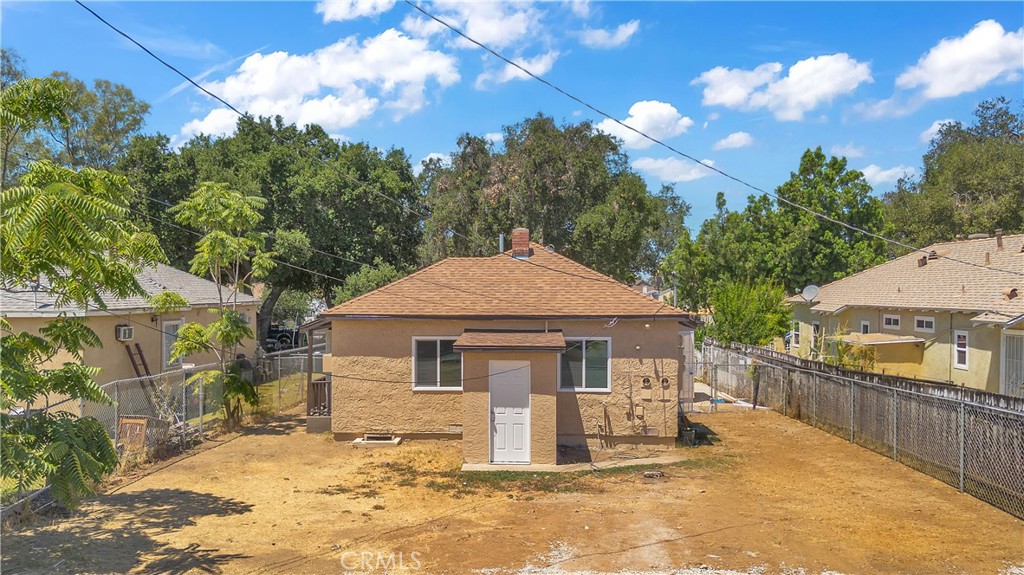 4156 Dwight Property Photo 25