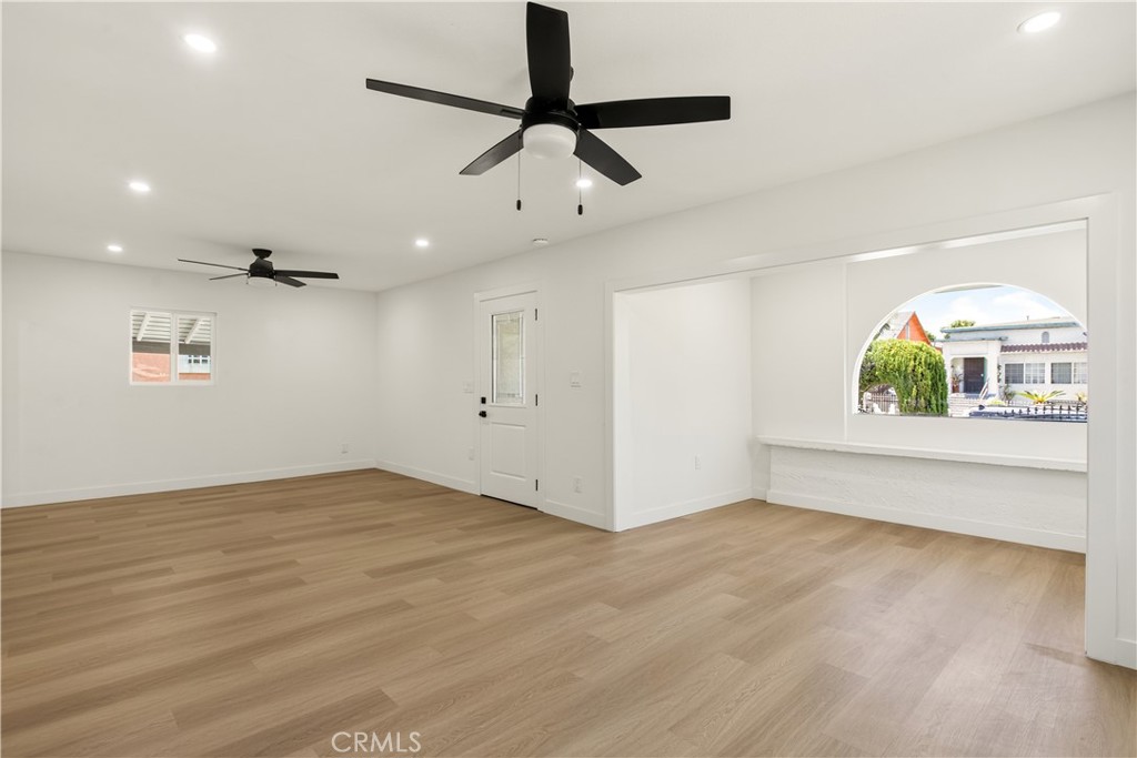 3225 Winter Property Photo 9