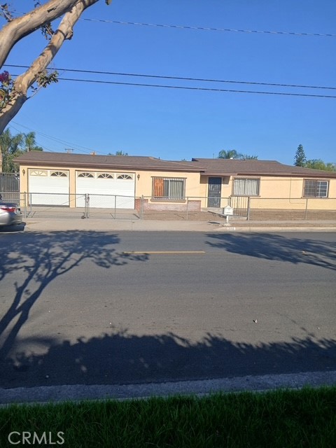 344 N Lilac Avenue Property Photo 1
