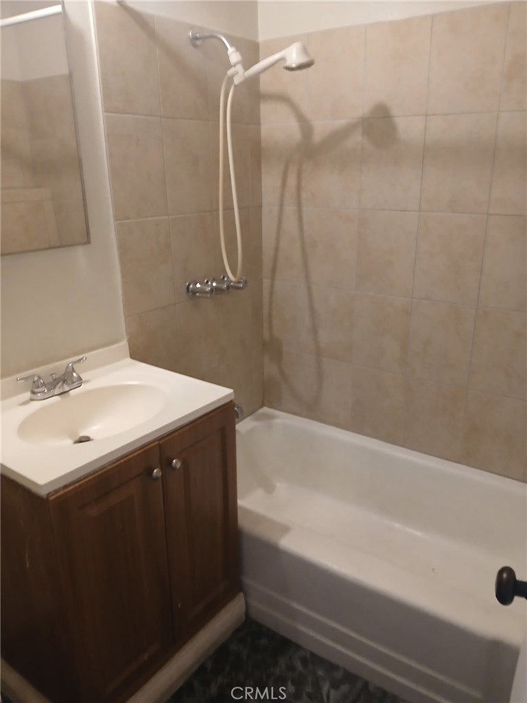 344 N Lilac Avenue Property Photo 7