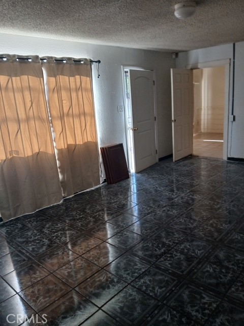 344 N Lilac Avenue Property Photo 11