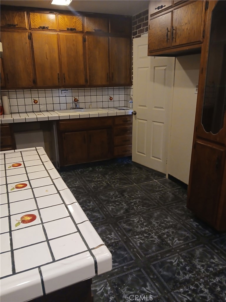 344 N Lilac Avenue Property Photo 13