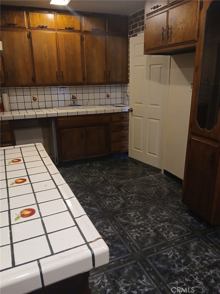 344 N Lilac Avenue Property Photo 14
