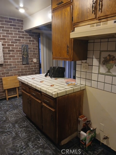 344 N Lilac Avenue Property Photo 18