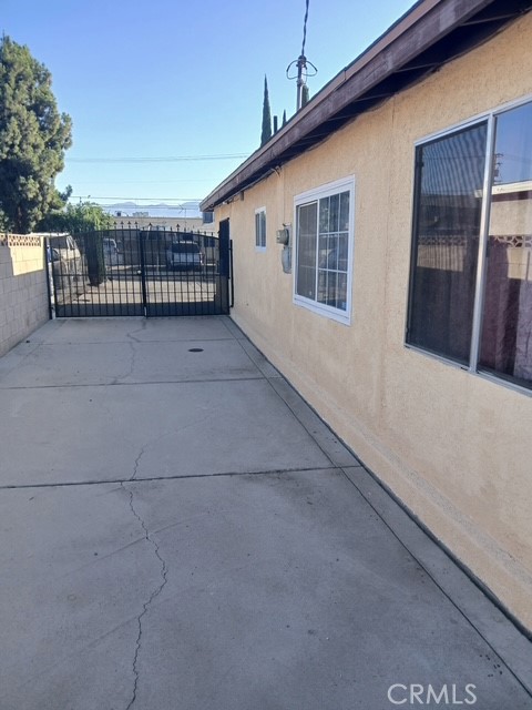 344 N Lilac Avenue Property Photo 23