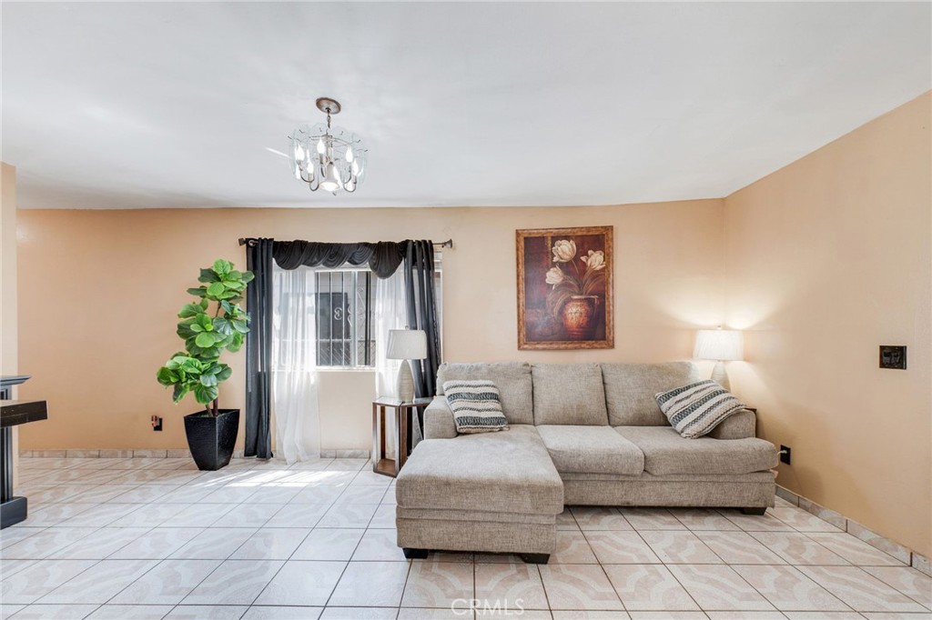 2019 E Shauer Property Photo 10