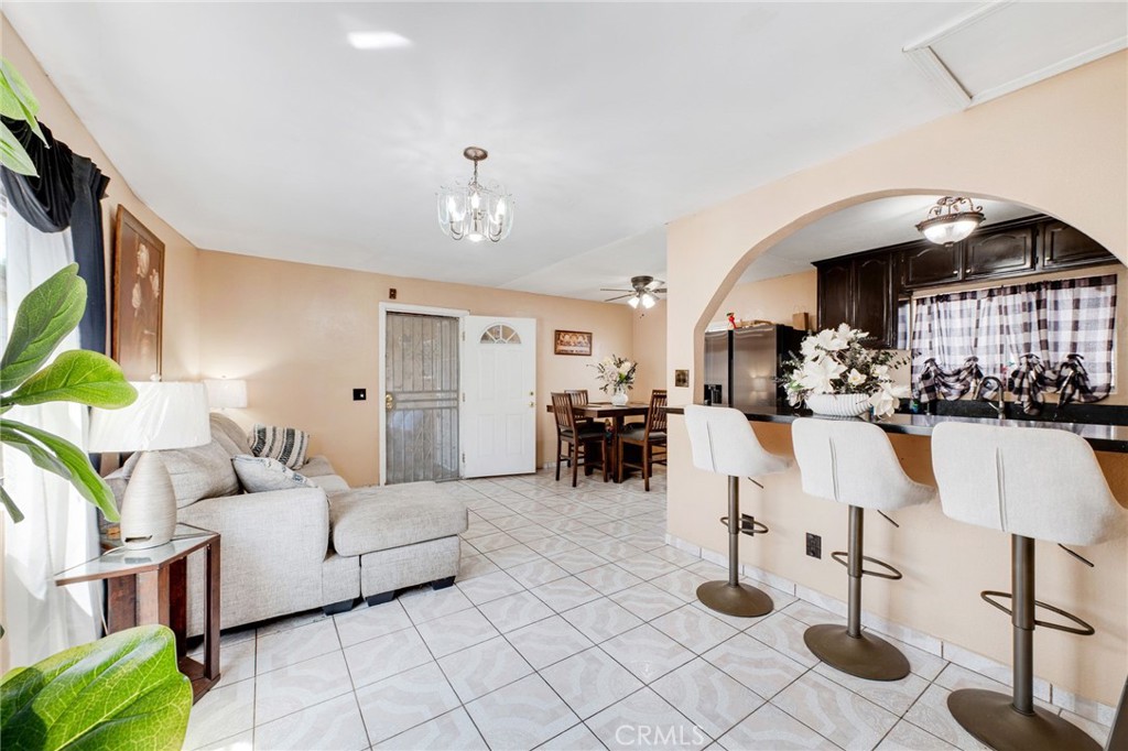 2019 E Shauer Property Photo 16