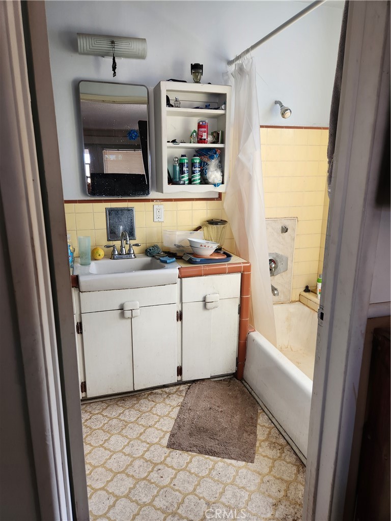 11922 Olive Property Photo 12
