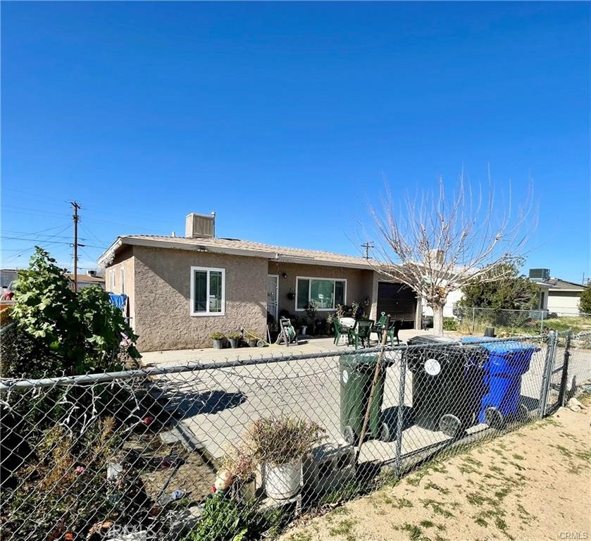 34262 Paris Property Photo 2