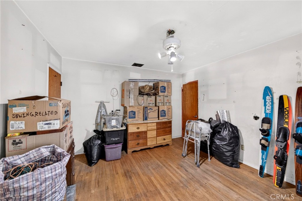 2045 Crestview Avenue Property Photo 9