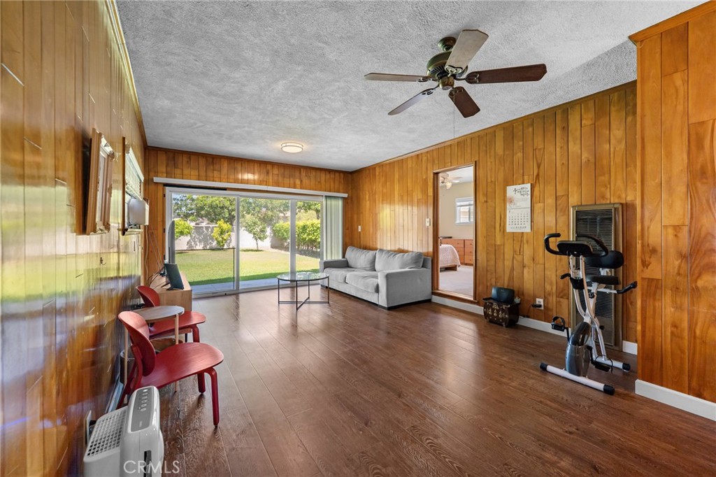 11103 Marbel Avenue Property Photo 7