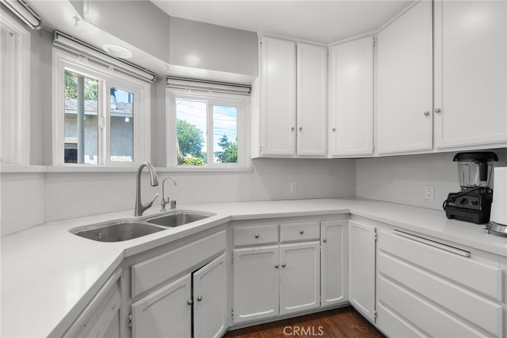 11103 Marbel Avenue Property Photo 18