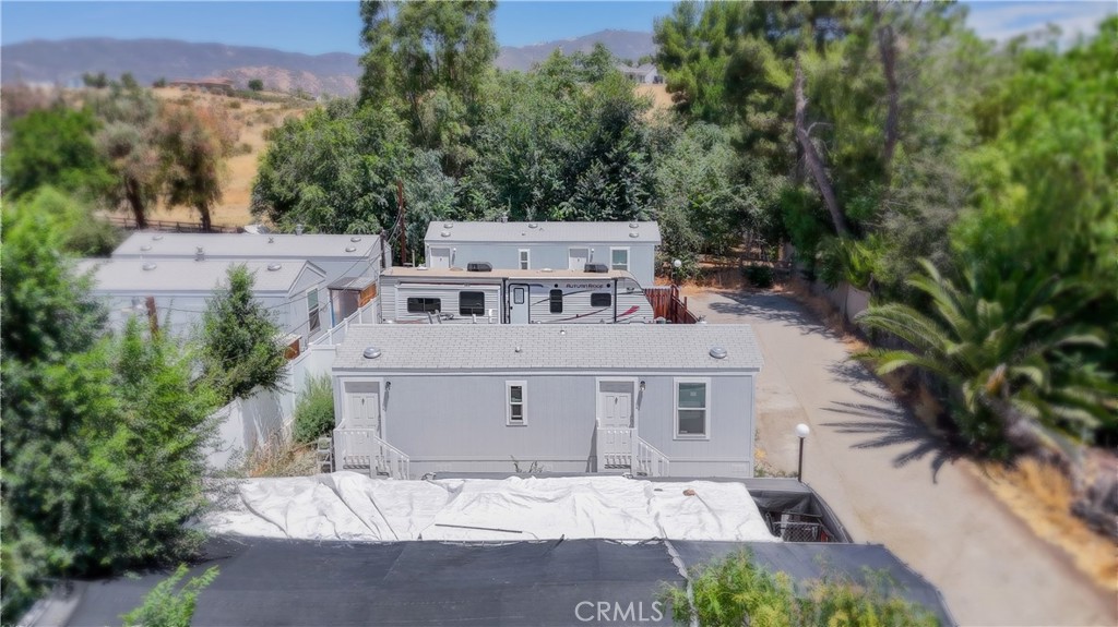 12741 Sierra Highway 3 Property Photo 2
