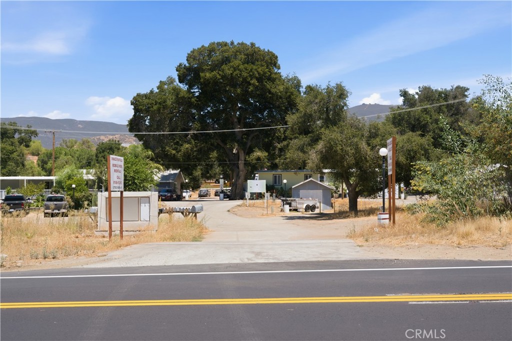 12741 Sierra Highway 16 Property Photo 16