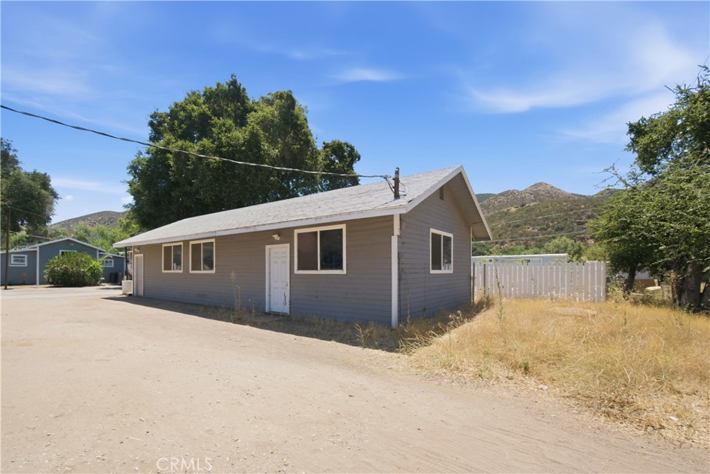 12741 Sierra Highway 16 Property Photo 18