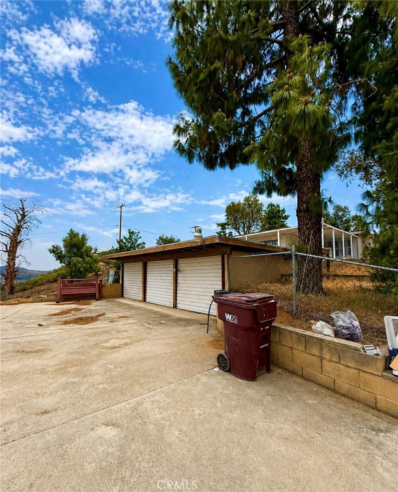 17301 Palm Property Photo 4