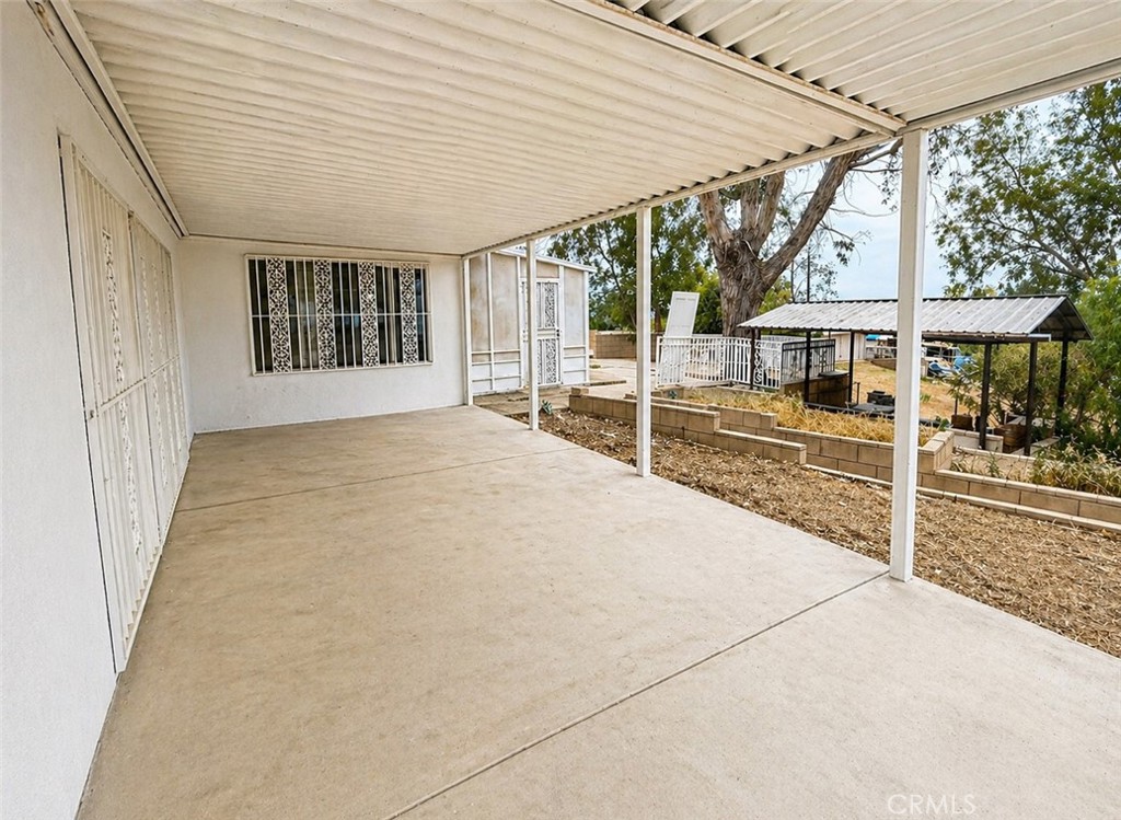 17301 Palm Property Photo 13