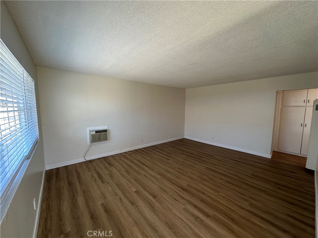 4754 Grace Avenue Property Photo 4