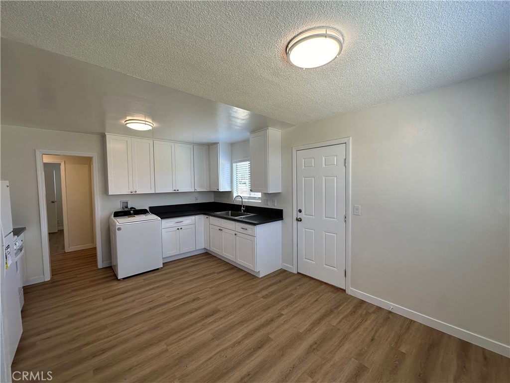 4754 Grace Avenue Property Photo 5