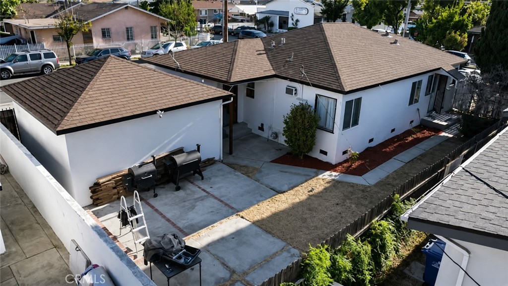 10142 San Carlos Property Photo 2
