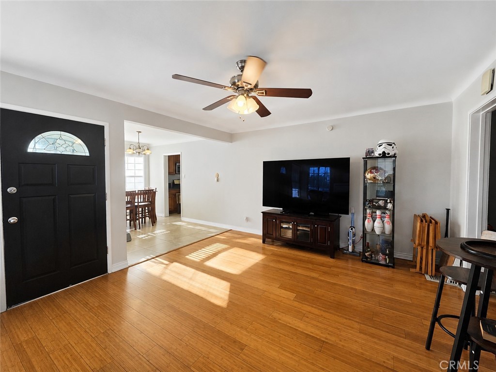 10142 San Carlos Property Photo 3