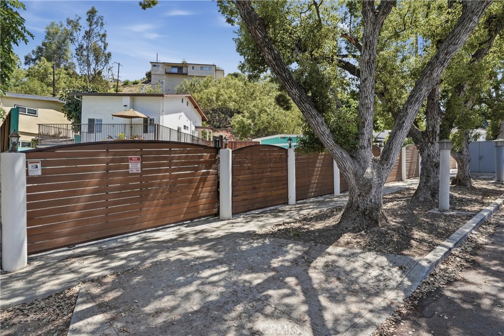 4511 Bedilion Property Photo 11