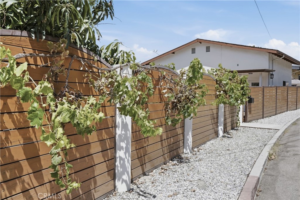 4511 Bedilion Property Photo 12