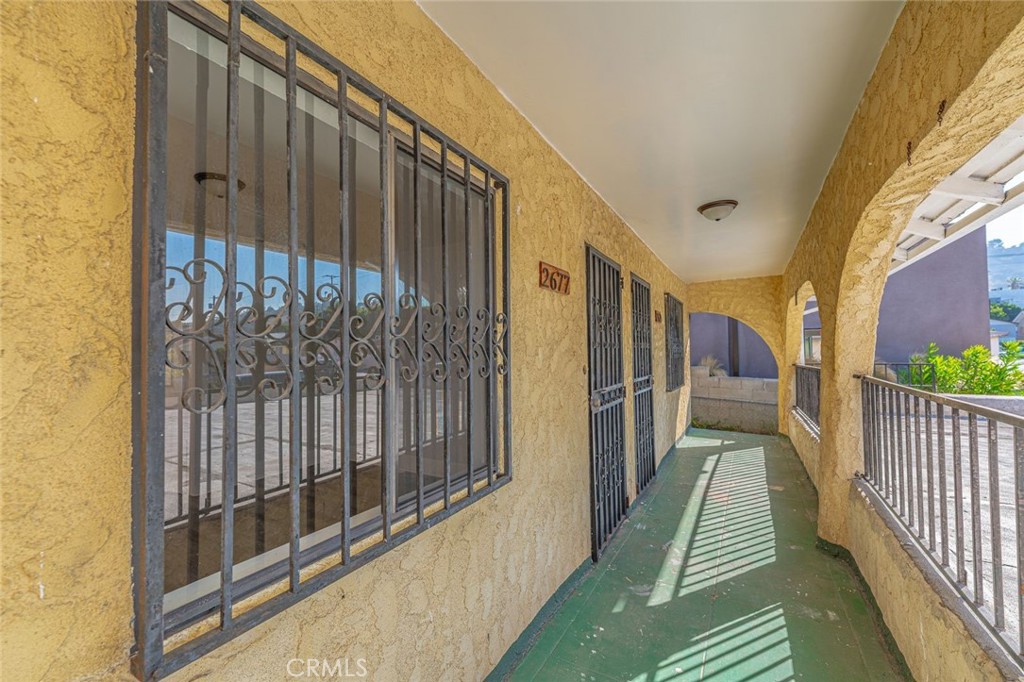 2677 Roseview Property Photo 6