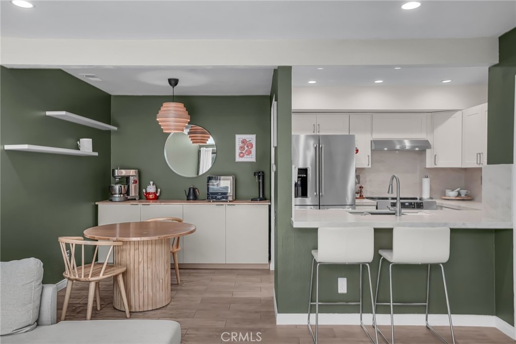 25712 Le Parc 65 Property Photo 7