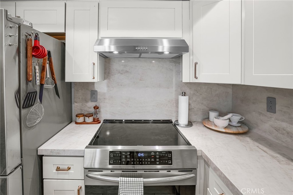 25712 Le Parc 65 Property Photo 13