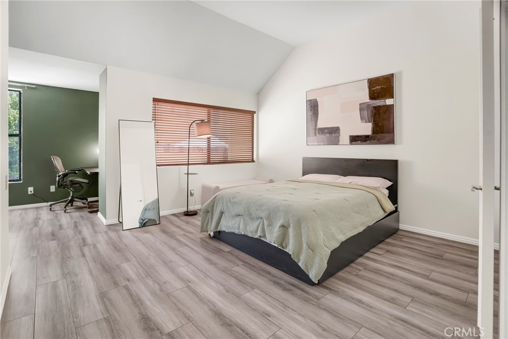 25712 Le Parc 65 Property Photo 19