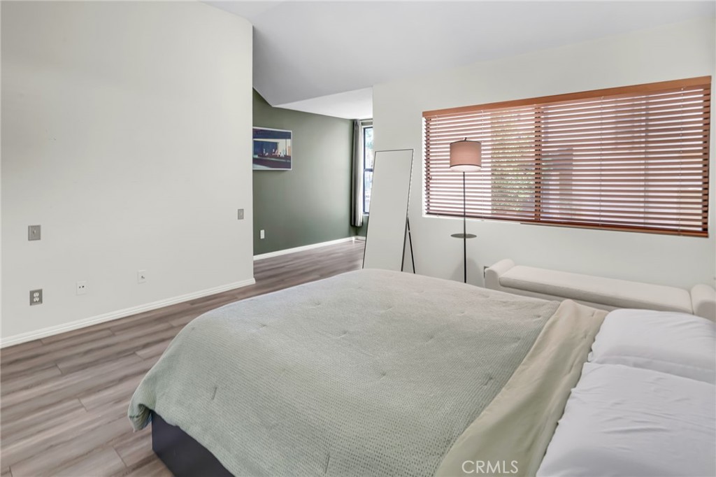 25712 Le Parc 65 Property Photo 24