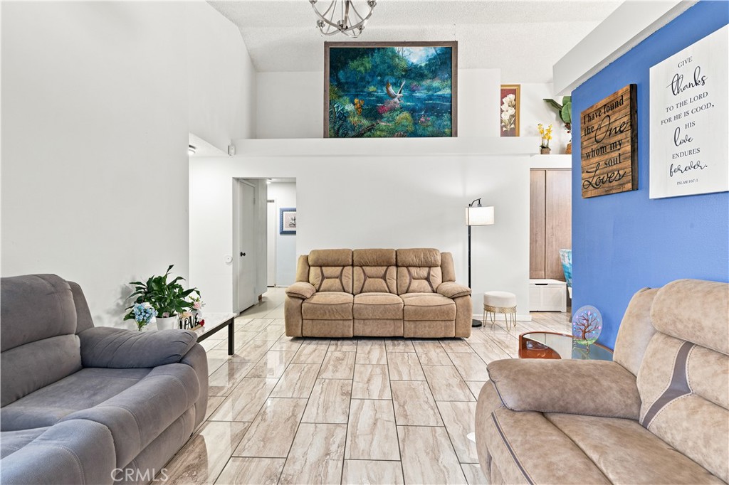 5344 Sunburst Drive Property Photo 3
