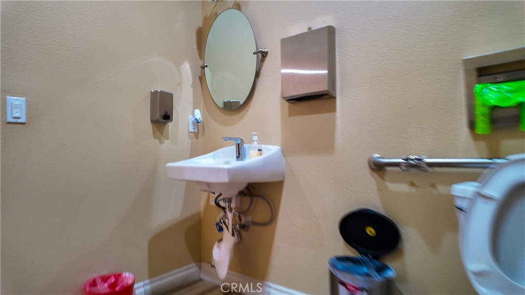 1804 S Pacific Property Photo 21