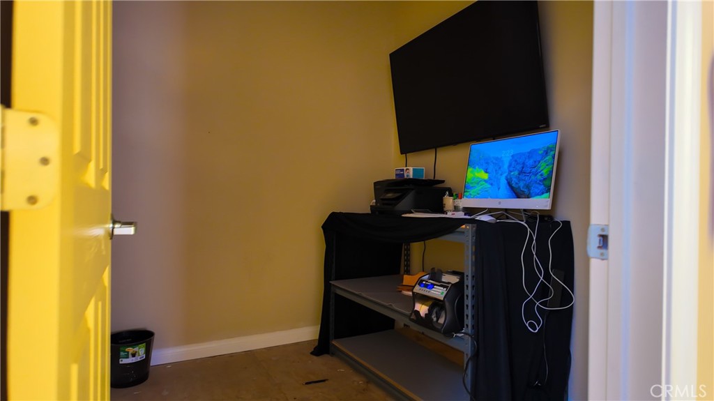 1804 S Pacific Property Photo 27