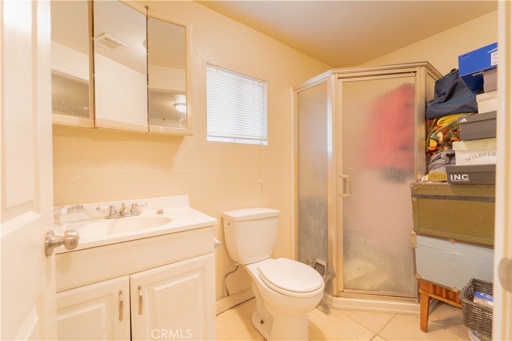 632 N College Property Photo 11