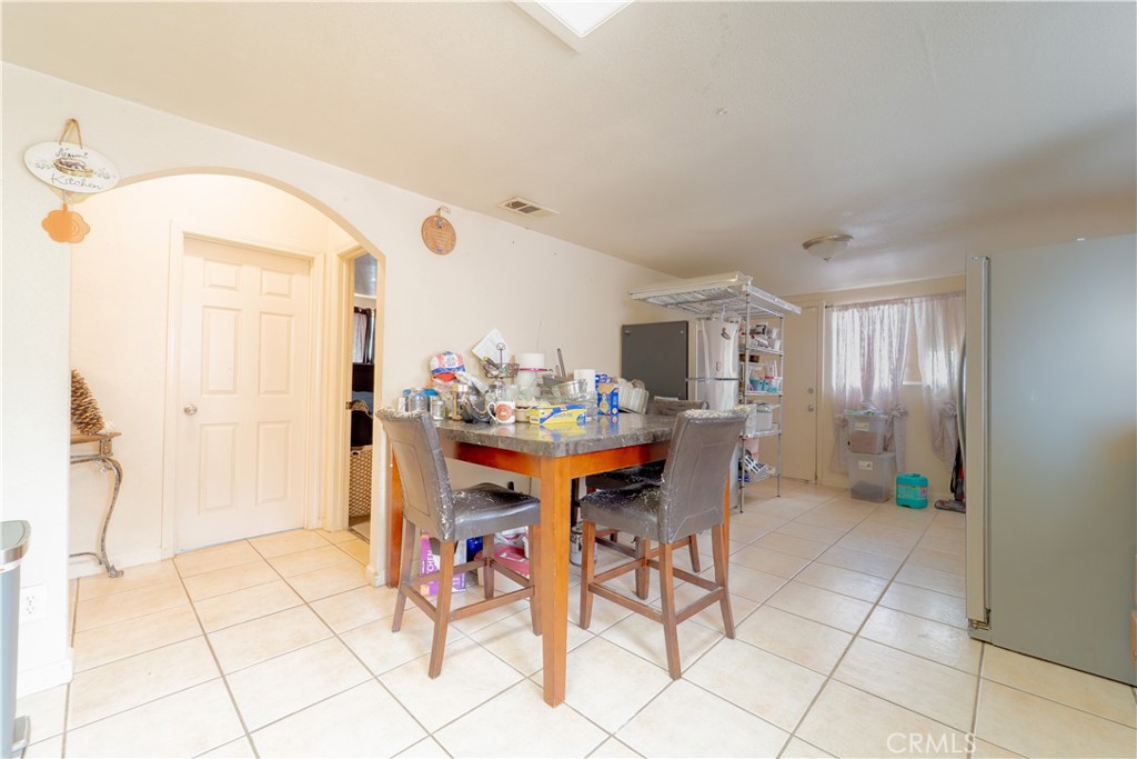 632 N College Property Photo 15
