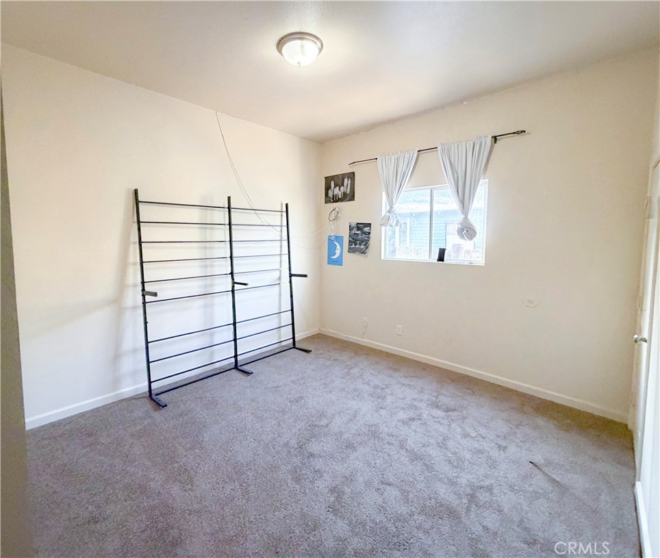 632 N College Property Photo 17